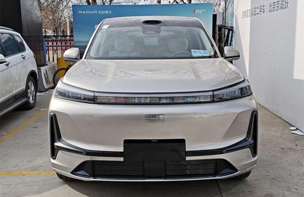 imgi_2_Geely Galaxy M9 6 Geely Galaxy M9 2026 Model 210km 4WD Navigation Edition – Ready for Export From China | Chinese Cars in Türkiye - Image 1
